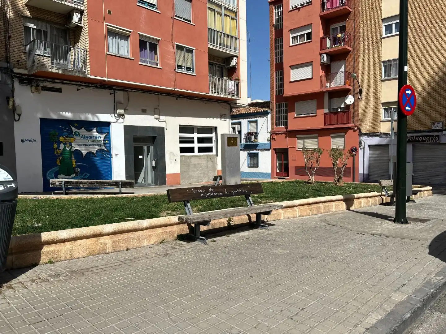 Vista exterior de Local en venta en Zaragoza