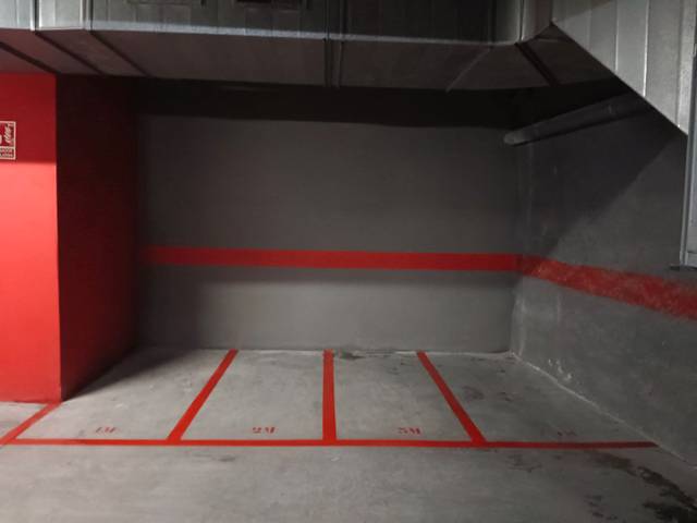 Garaje en Alquiler en Carrer de Mossèn Juliana, 11 en La Sagrera