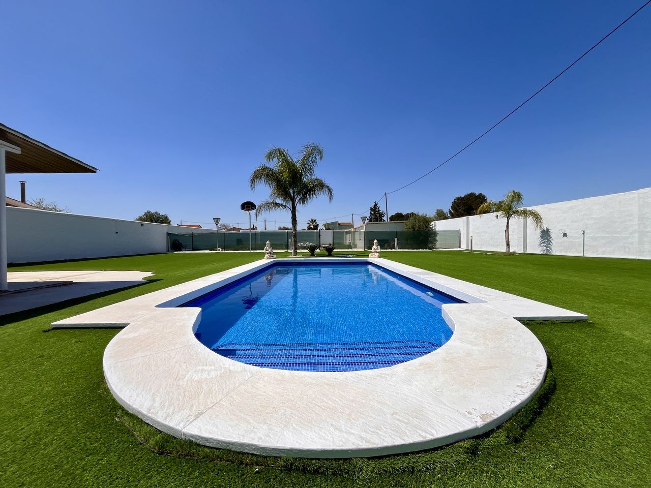 Schwimmbecken von Country house zum verkauf in Alcantarilla