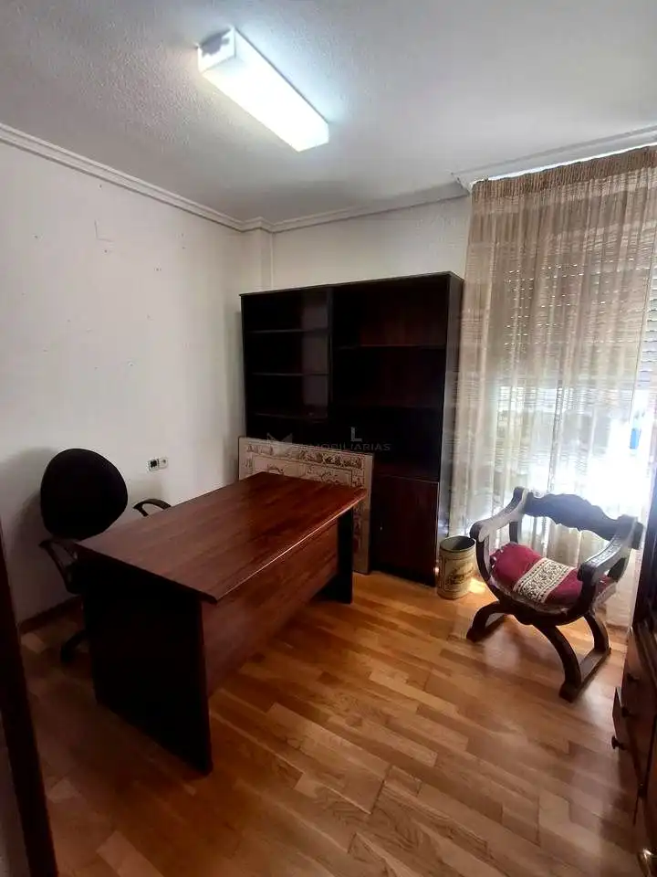 Flat with lift to rent in Ronda del Parque, imagen 25