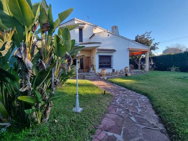 Villa in vendita a Calle calle ermita 296