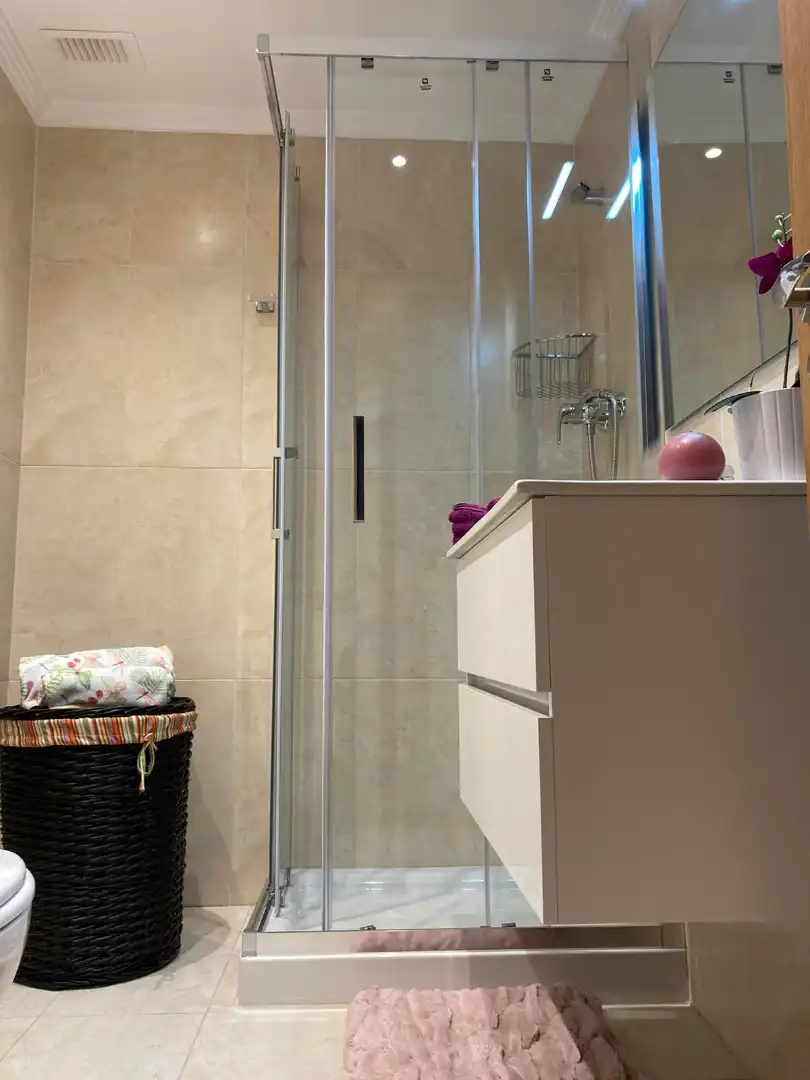 Badezimmer von Wohnungen zum Verkauf in Burgos mit Heizung, Abstellraum und Balkon