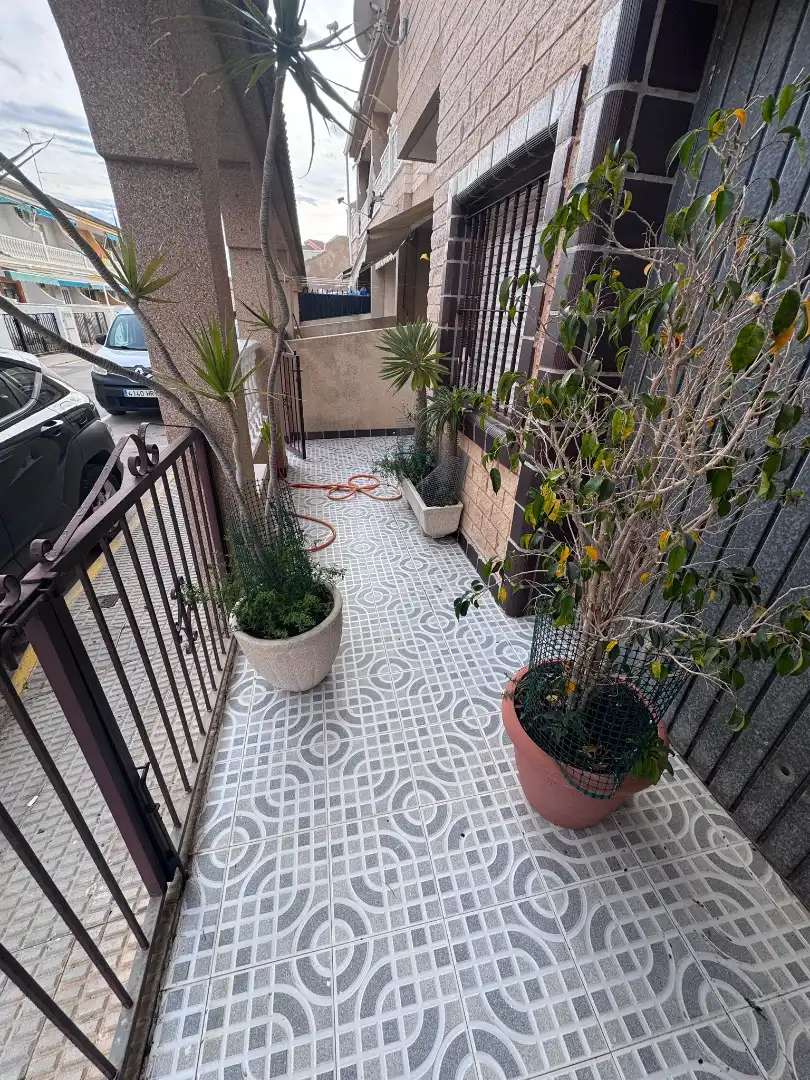 Casa a schiera con terrazza in vendita a Calle la Tierra 21, imagen 2