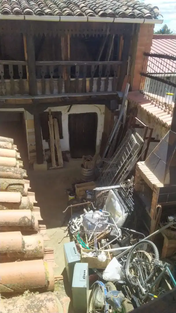 Casa o xalet en venda en Santovenia de la Valdoncina amb Calefacció, Terrassa i Traster