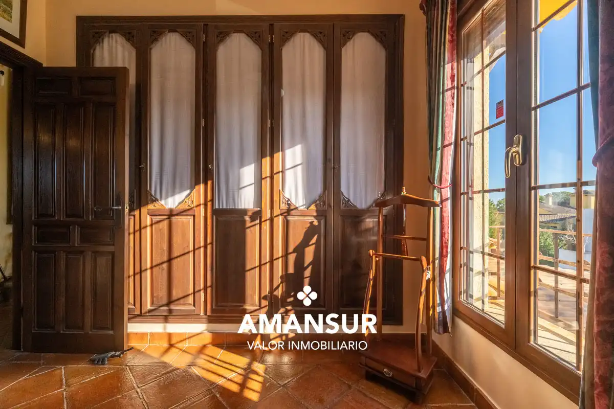 Chalet con piscina en venta en Avenida del Almendro, imagen 82