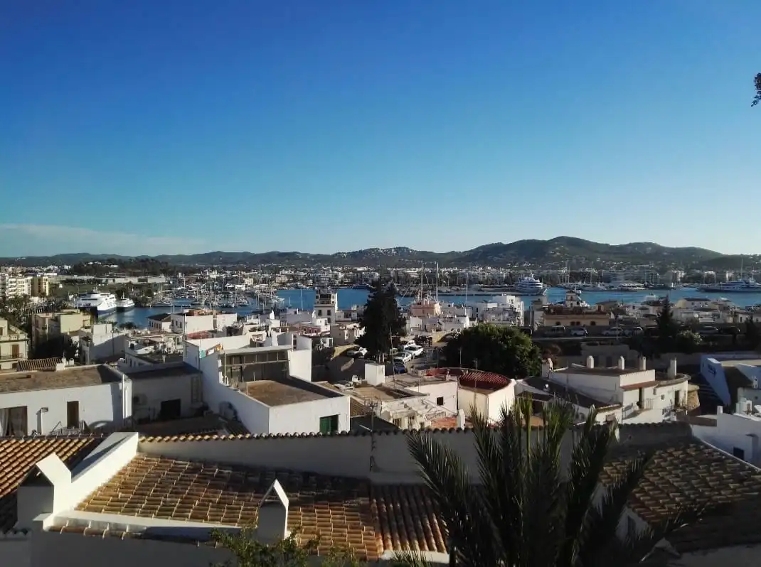 Vista exterior de Dúplex de alquiler en Eivissa con Calefacción, Terraza y Amueblado