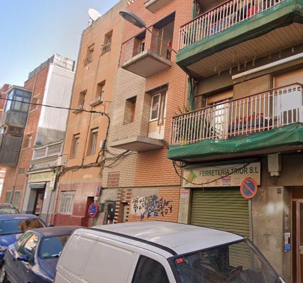 Vista exterior de Piso en venta en L'Hospitalet de Llobregat