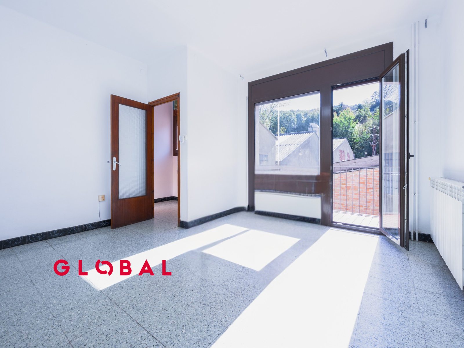 Casa adosada en venda en Sant Quirze de Besora amb Calefacció