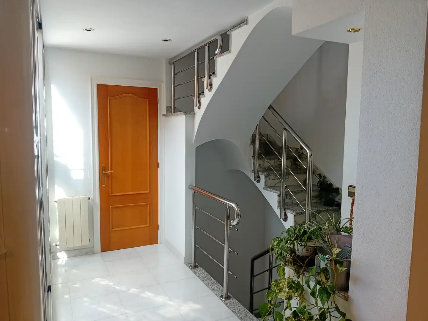 Casa adosada en venta en Salt con Calefacción, Terraza y Trastero
