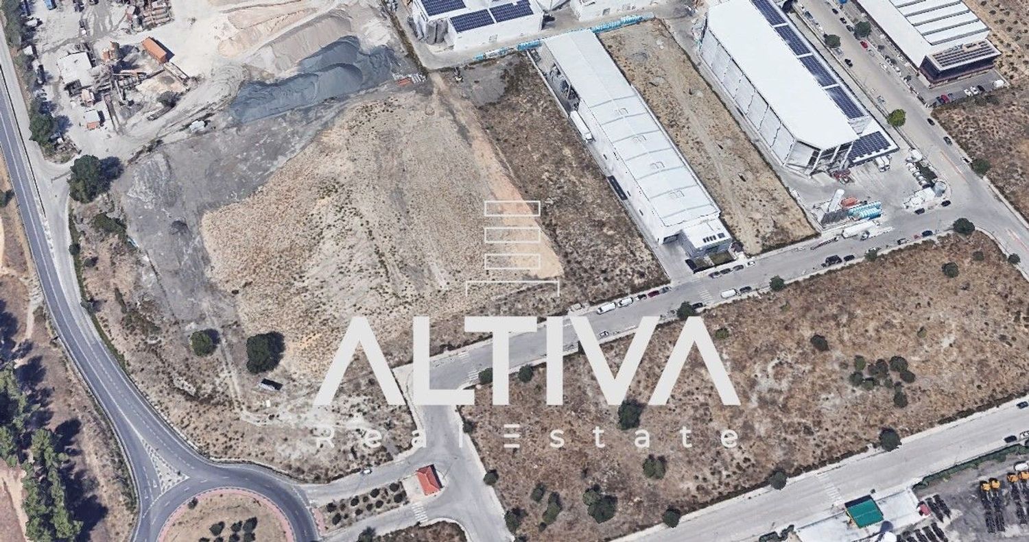 Residential for sale in Velilla de San Antonio