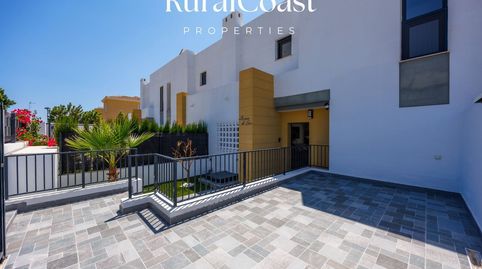 Foto 4 von Einfamilien-Reihenhaus zum Verkauf in Llimoner, Busot, Alicante