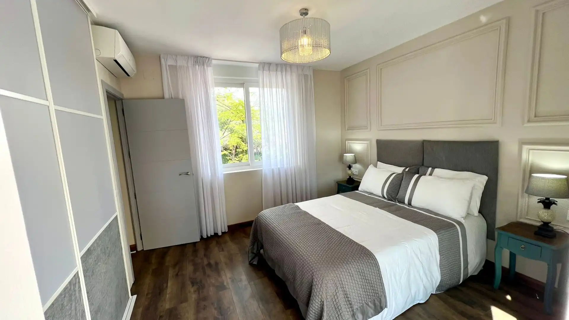 Habitación de Casa o chalet de alquiler en Marbella con Aire acondicionado, Calefacción y Jardín privado