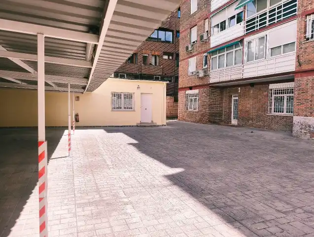 Parkplatz von Büro zur Miete in Chamartín
