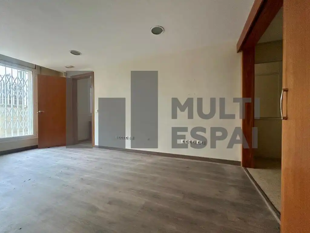 Büro zur Miete in Barcelona mit Klimaanlage und Terrasse