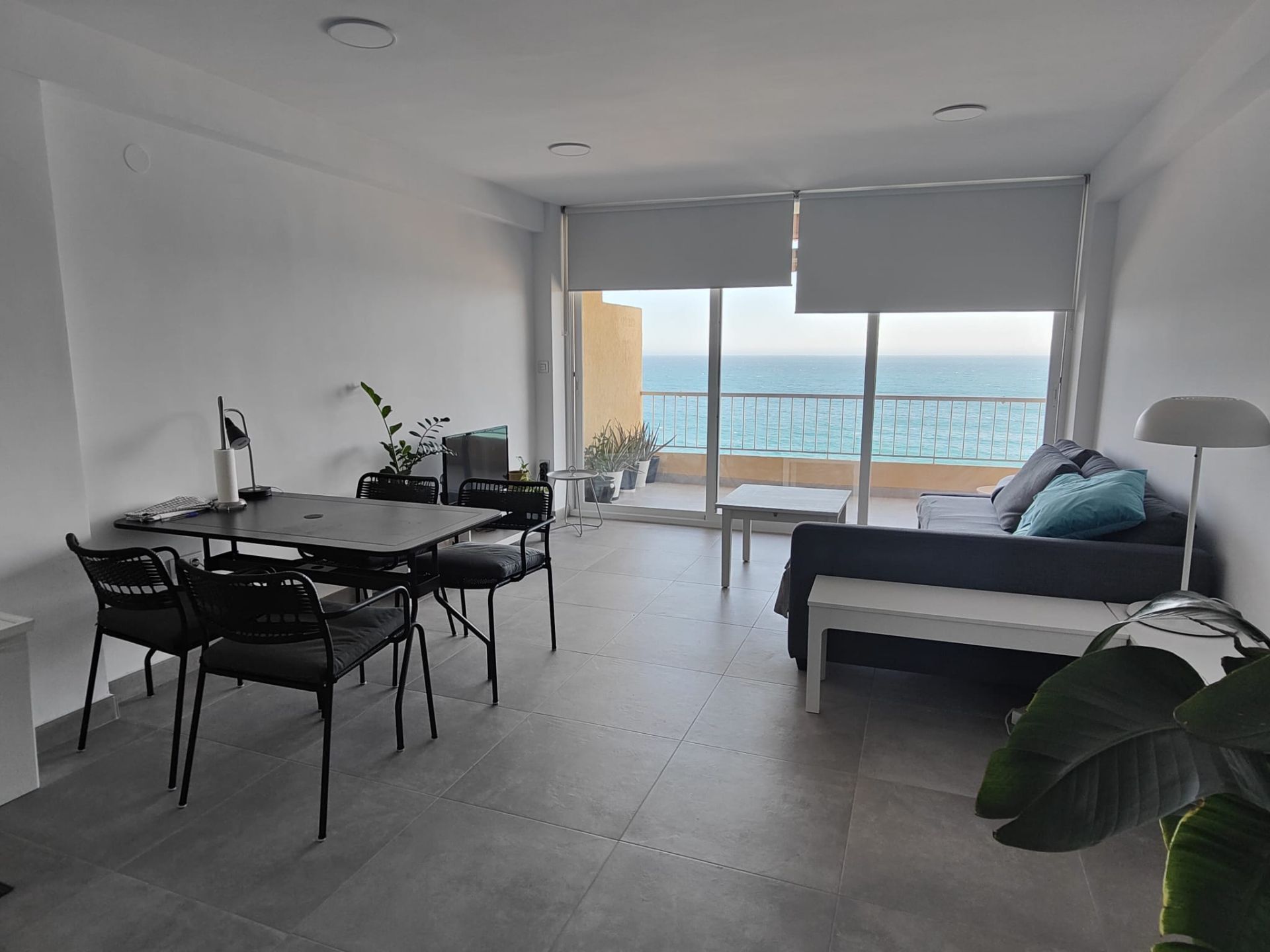 Sala d'estar de Apartament de lloguer en Almuñécar amb Calefacció i Terrassa