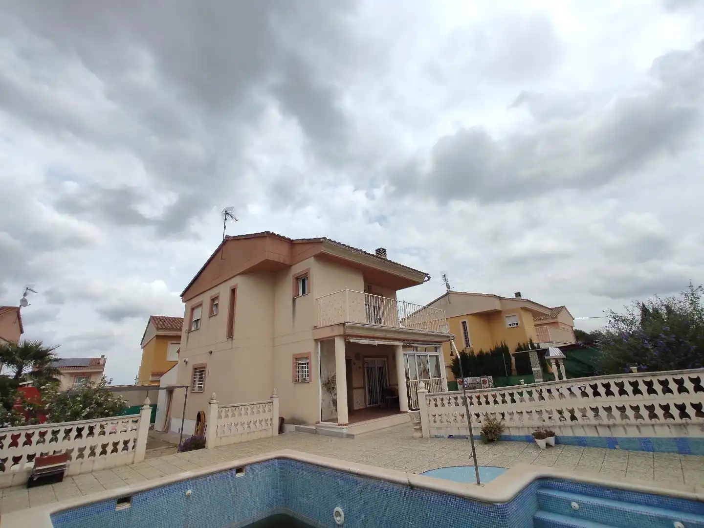 Exterior view of Houses for sale in Turís  with Terrace, Storage room and Swimming Pool