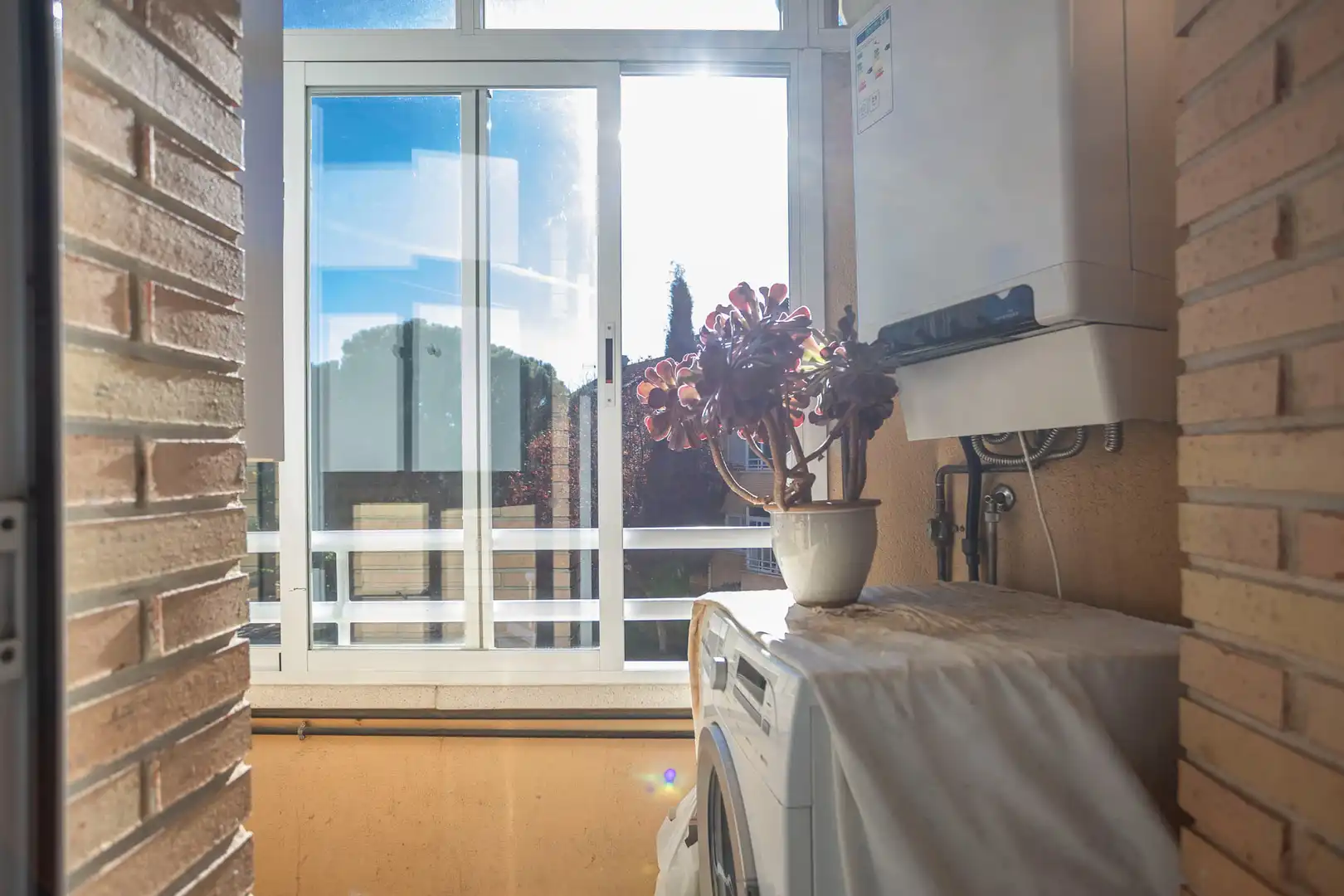 Balcony of Flat for sale in Brunete  with Air Conditioner, Heating and Private garden