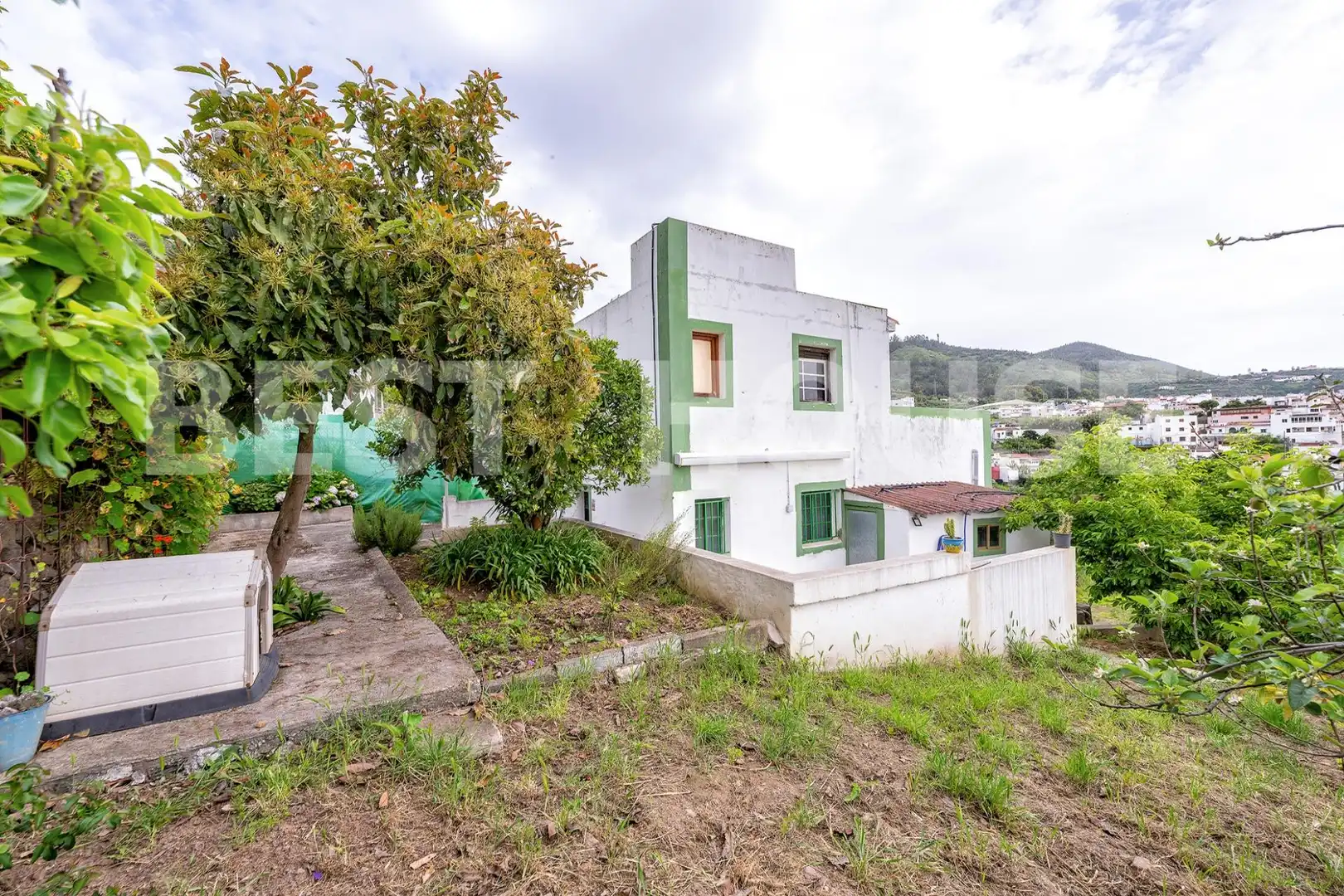 House with garden for sale in El Álamo - Arbejales