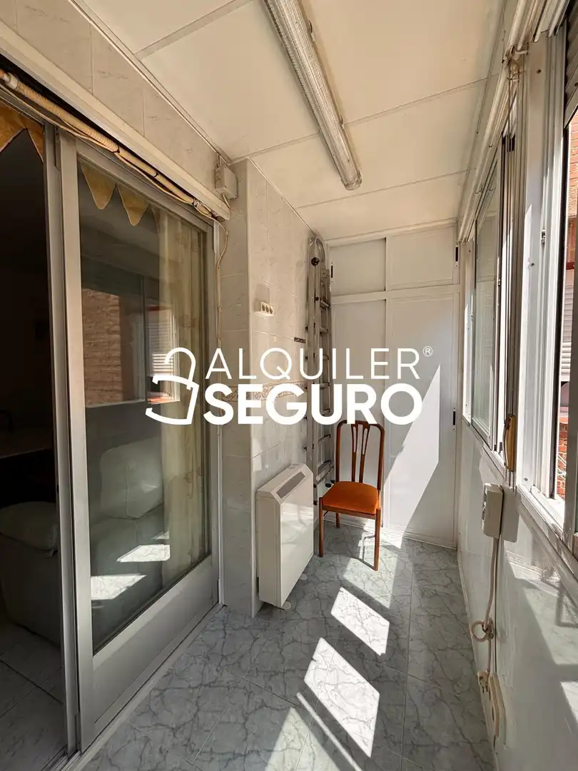 Balcony of Flat for rent in Madrid  with Air Conditioner, Heating and Furnished