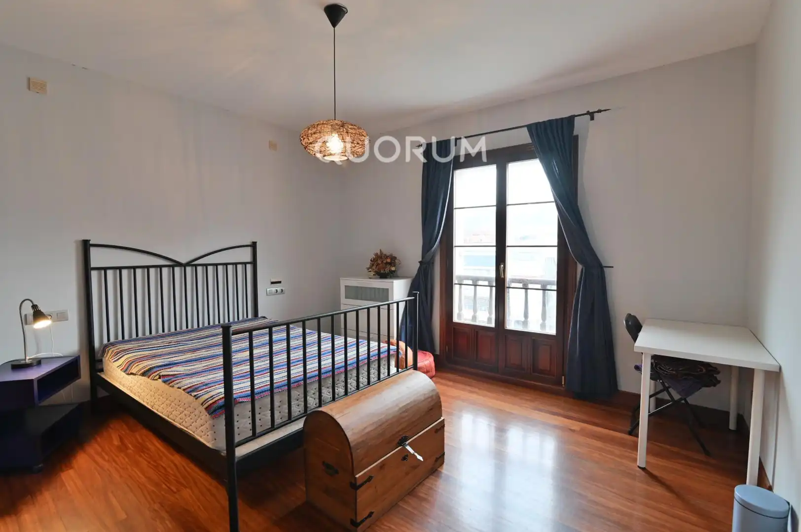 Bedroom of Flat for sale in Bilbao   with Furnished, Balcony and Jacuzzi