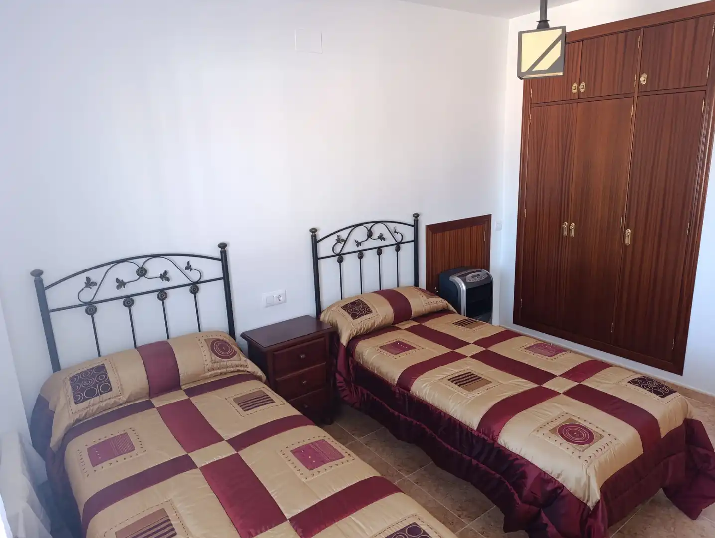 Dormitori de Casa o xalet en venda en Mata de Alcántara amb Moblat