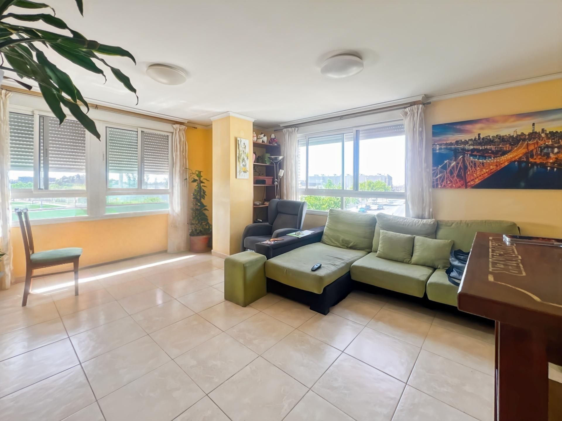 Living room of Flat for sale in Castellón de la Plana / Castelló de la Plana  with Air Conditioner, Heating and Storage room