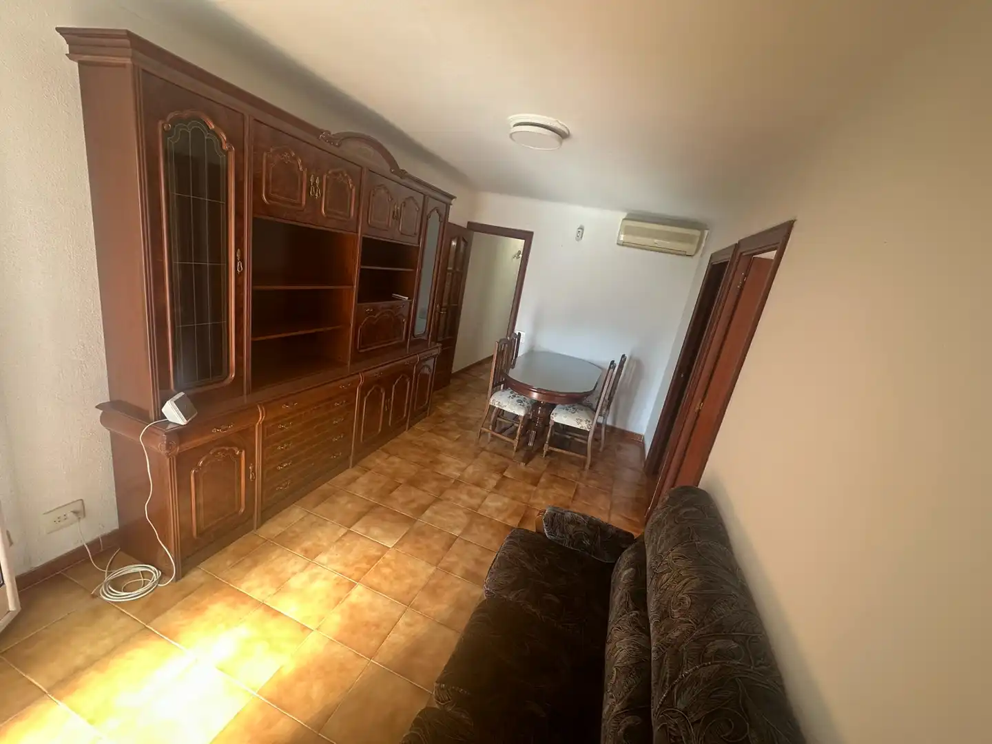 Sala de estar de Piso en venta en Santa Coloma de Gramenet con Aire acondicionado, Amueblado y Balcón