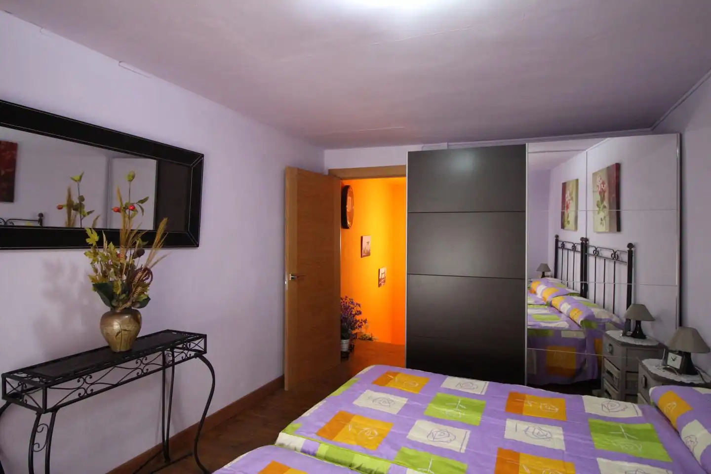Dormitori de Casa adosada en venda en Villamañán amb Moblat