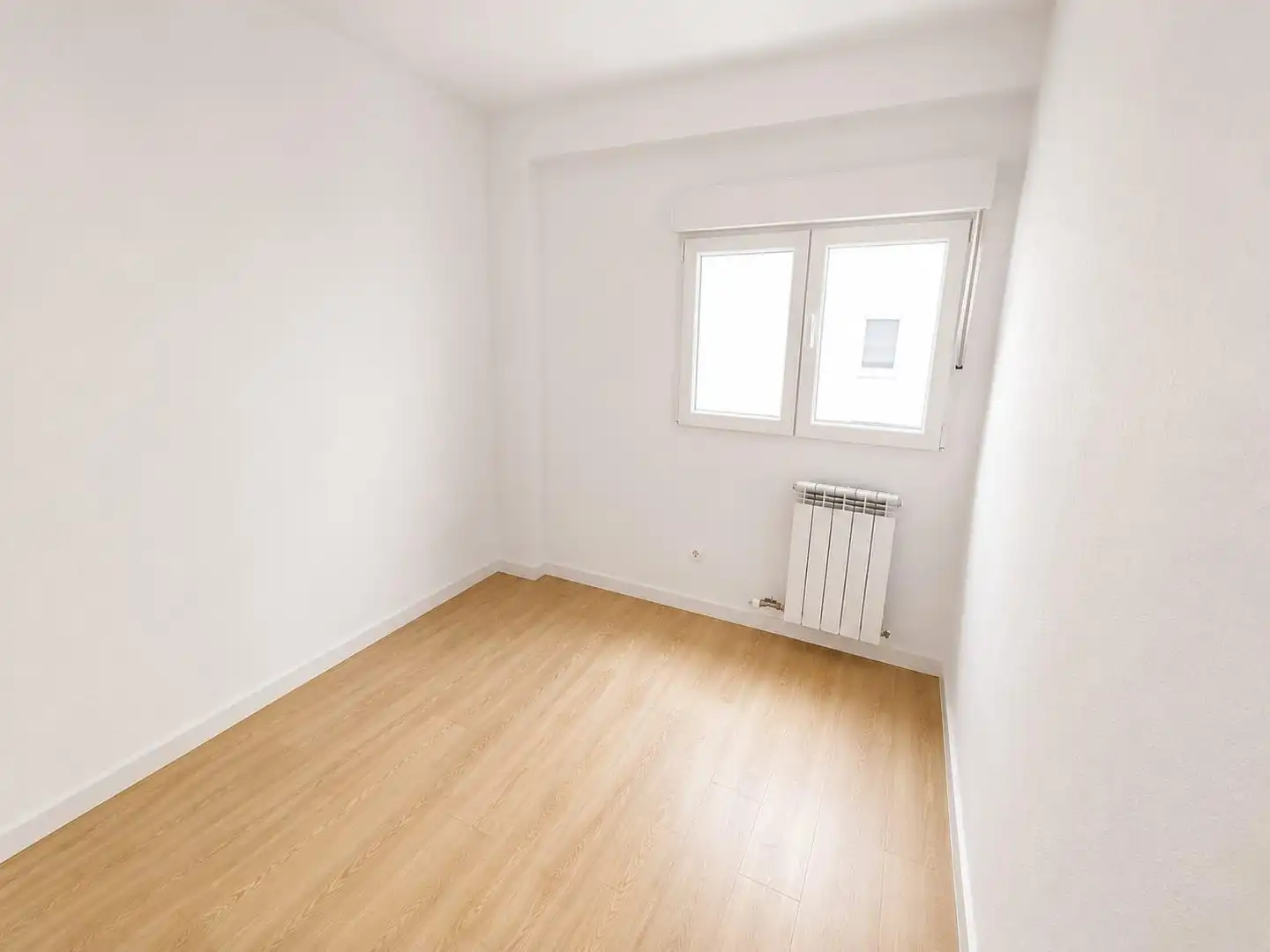 Wohnung zur Miete in VIRIATO, La Bozada – Parque Delicias