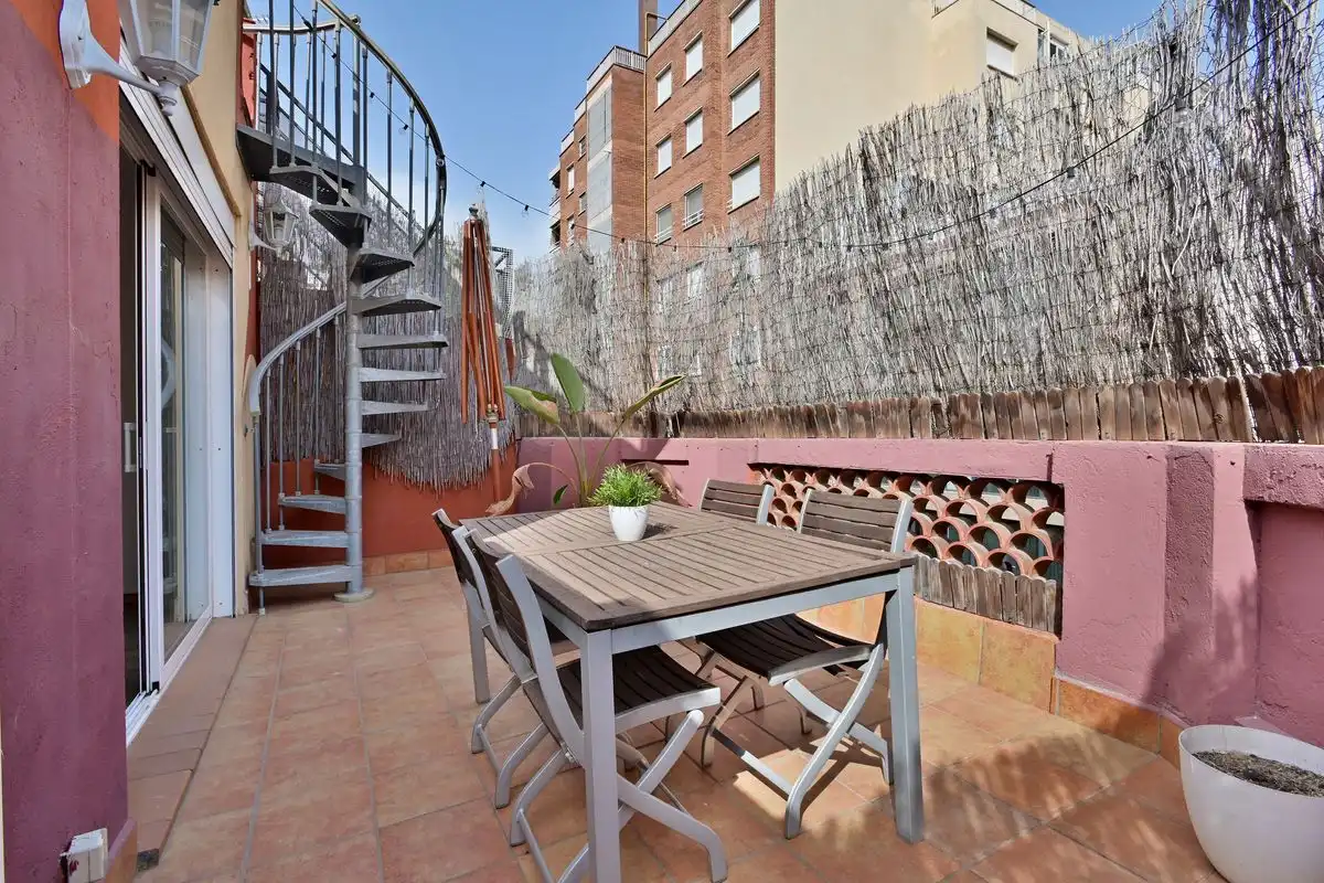 Terraza de Piso en venta en Barcelona con Calefacción, Terraza y Balcón