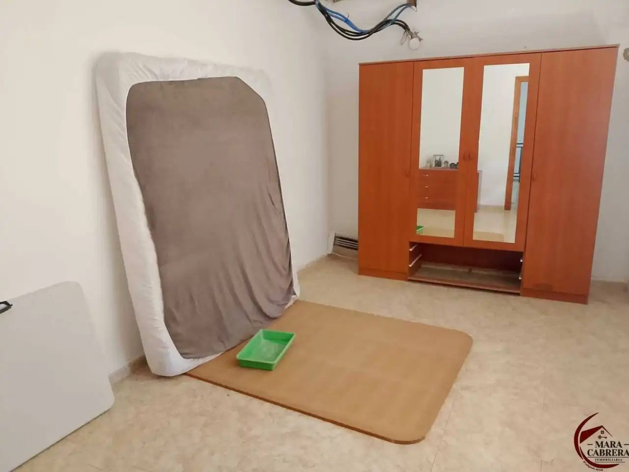 Dormitori de Casa adosada en venda en Oliva amb Aire condicionat, Jardí privat i Terrassa