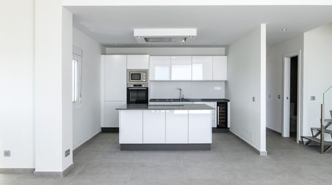 Foto 4 de Apartament en venda a Zona Calvario, Estepona