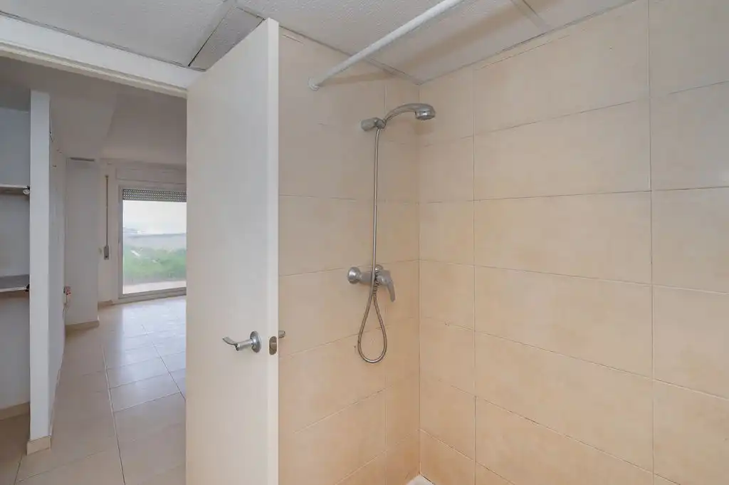 Baño de Piso en venta en Sant Josep de sa Talaia con Piscina