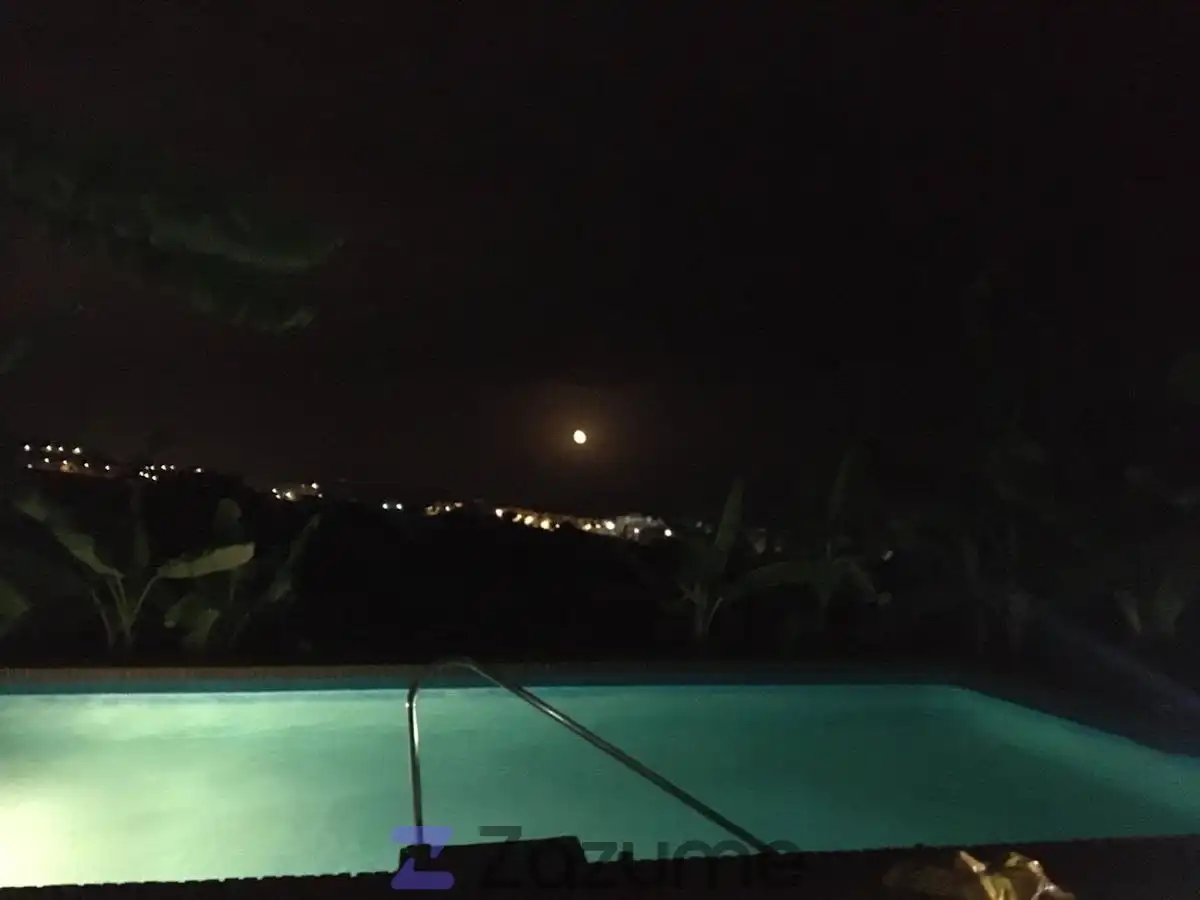 Schwimmbecken von Haus oder Chalet zur Miete in Torrox mit Privatgarten, Terrasse und Schwimmbad