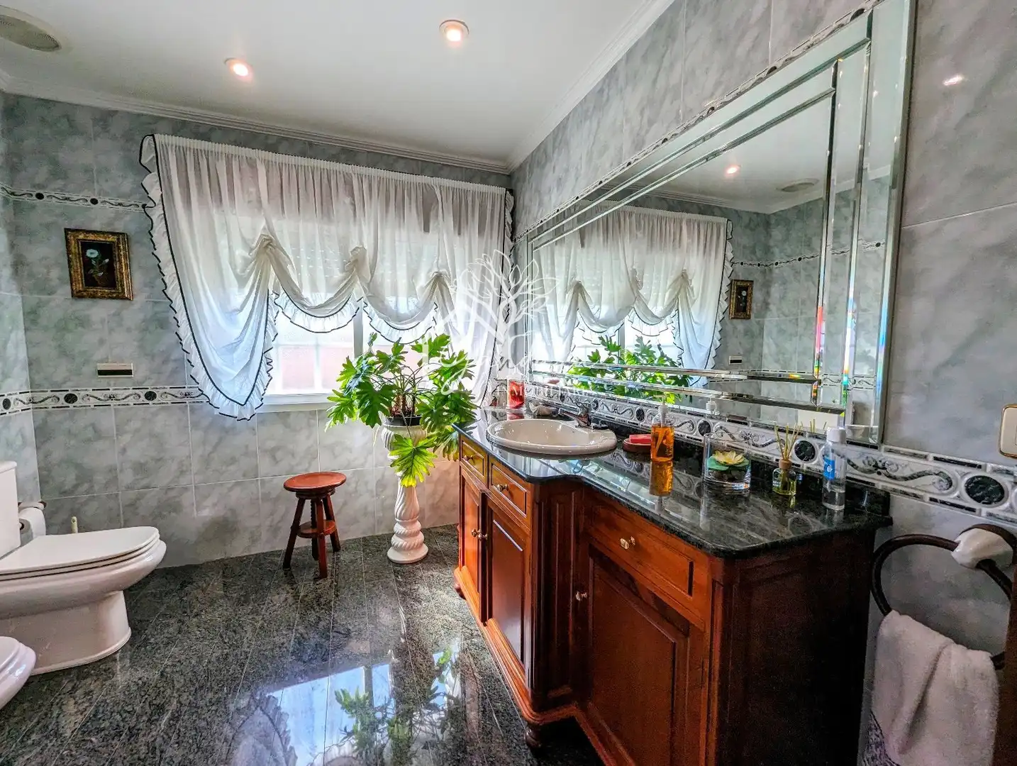Bathroom of Houses for sale in Ferrol  with Heating, Parquet flooring and Terrace