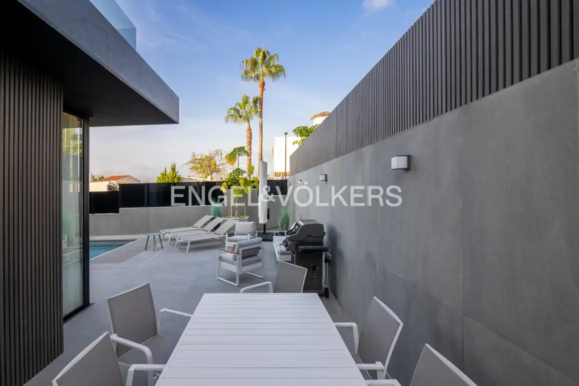 Terrace of Houses for sale in L'Alfàs del Pi  with Air Conditioner, Private garden and Swimming Pool