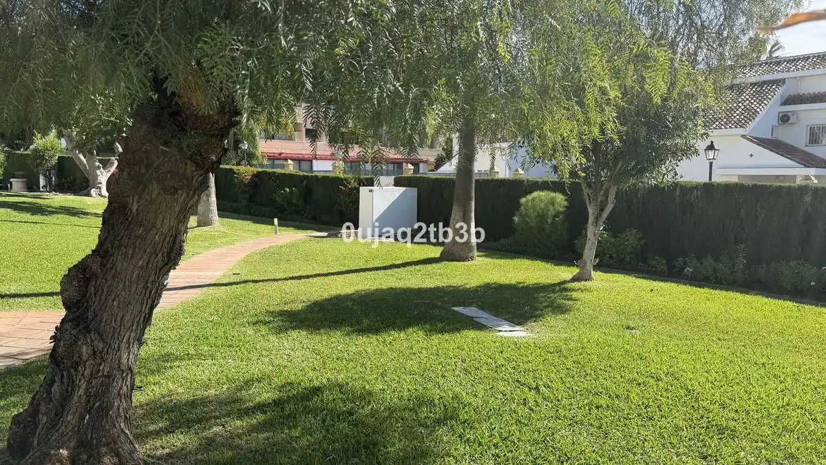 Home with pool for sale in Nueva Andalucía, imagen 20