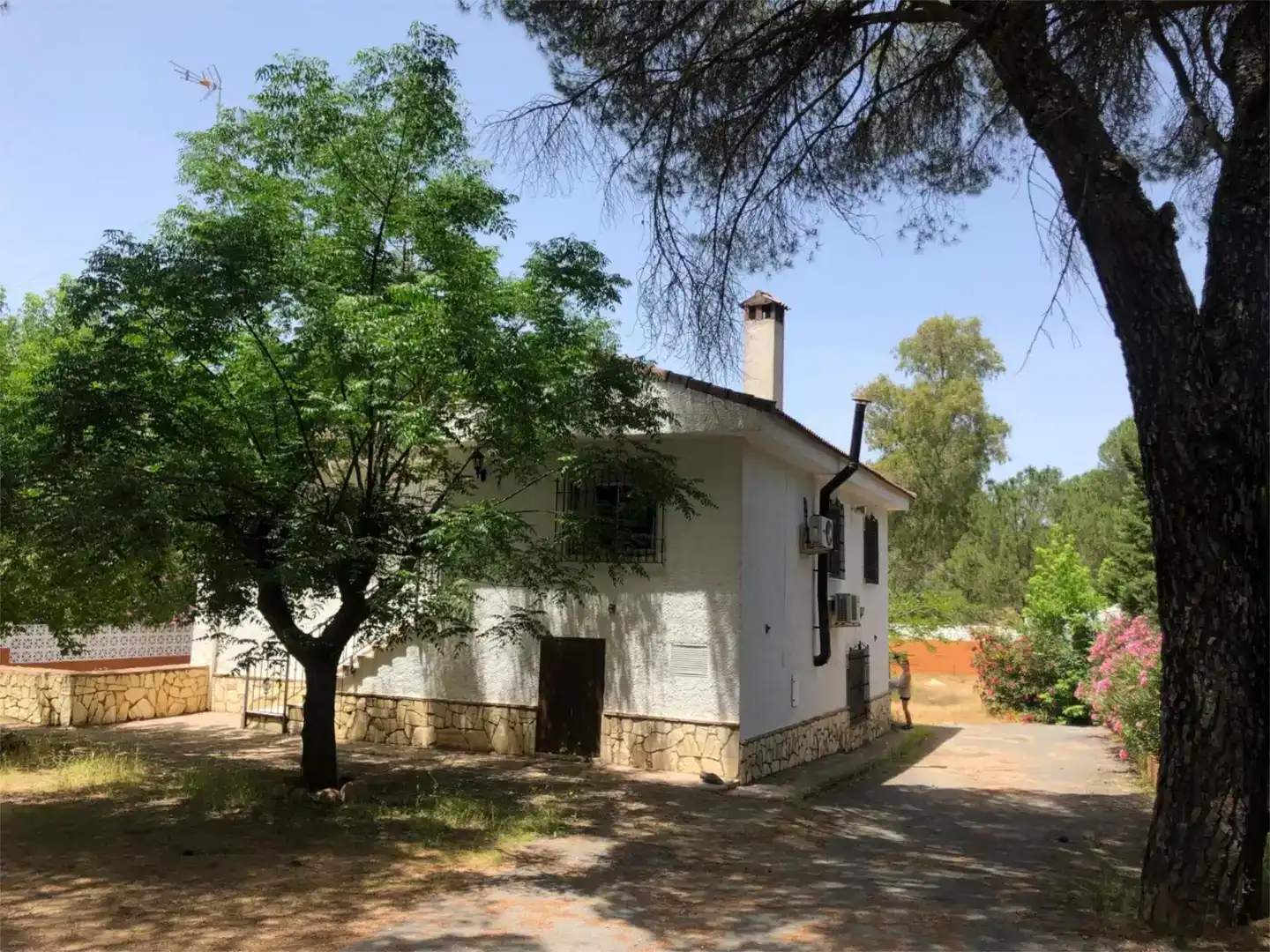 Vista exterior de Casa o chalet de alquiler en Córdoba con Aire acondicionado, Jardín privado y Trastero