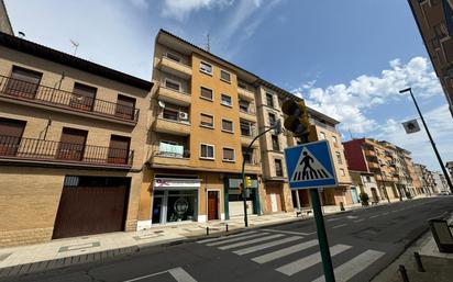 Vista exterior de Pis en venda en Ejea de los Caballeros amb Terrassa i Balcó