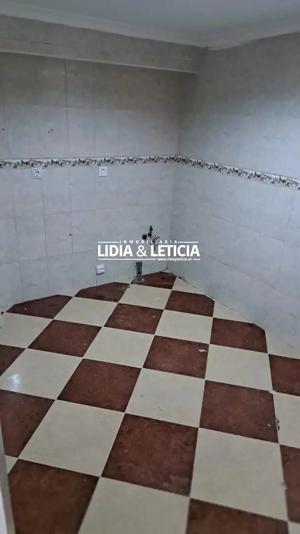 Bany de Casa o xalet en venda en Alcalá de Guadaira