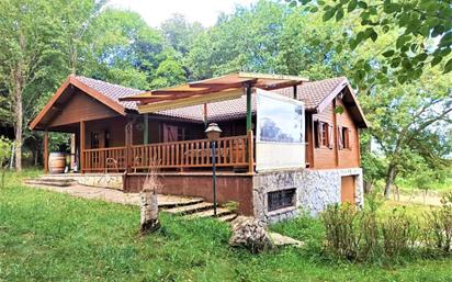 Vista exterior de Casa o xalet en venda en Noja amb Terrassa i Balcó