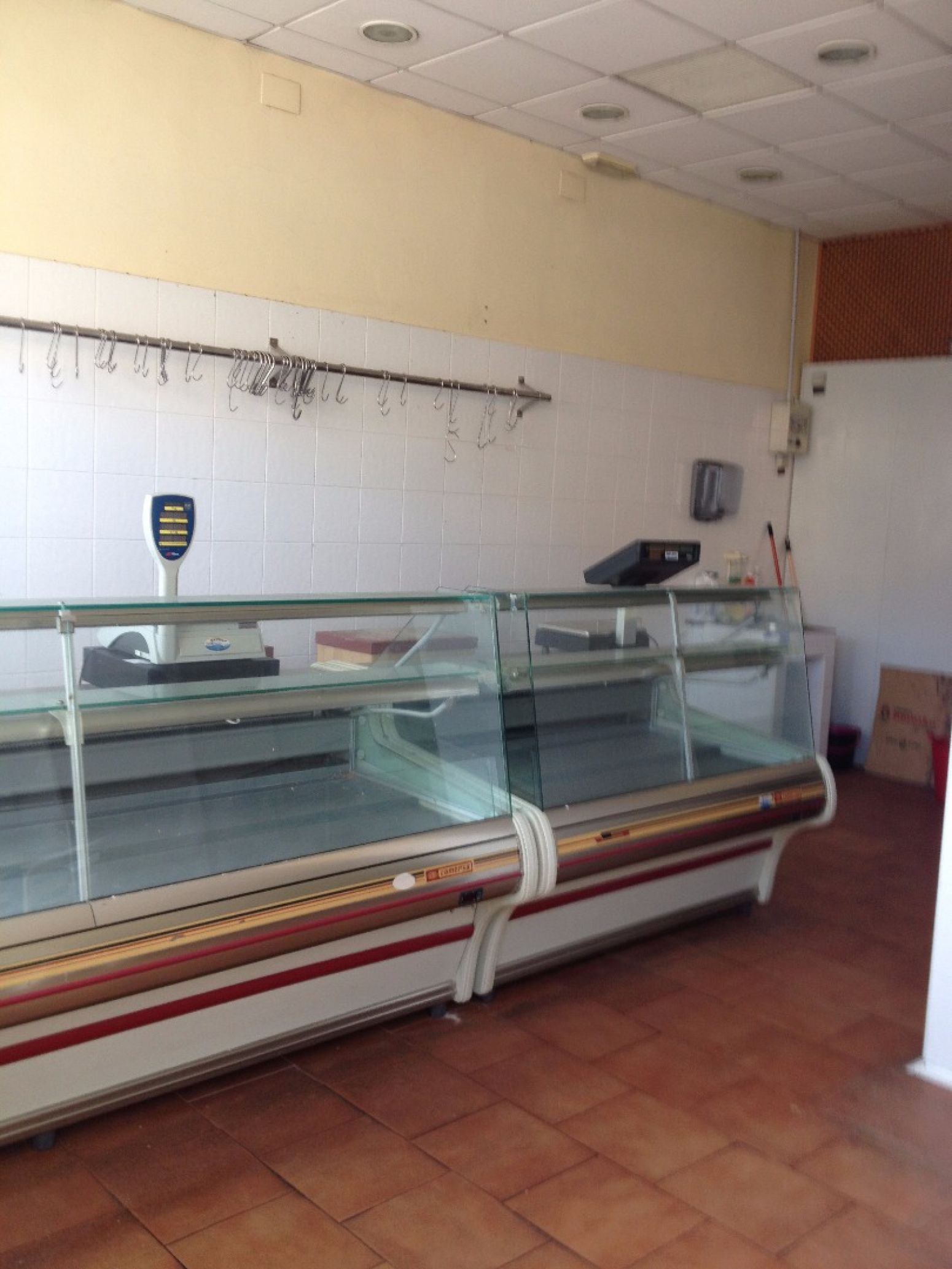 Premises for sale in Avilés - Calle JOSE CUETO, El Carbayedo - El Quirinal