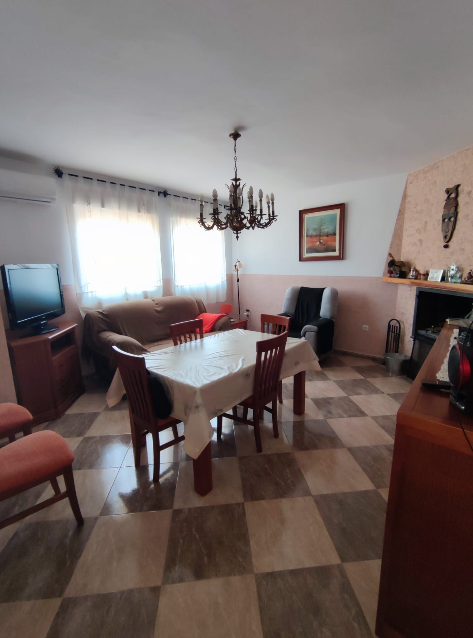 Comedor de Casa o chalet en venta en Cabra del Santo Cristo con Aire acondicionado, Calefacción y Terraza