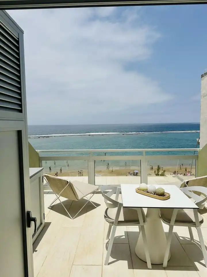 Terrace of Study for rent in Las Palmas de Gran Canaria  with Air Conditioner, Terrace and Furnished