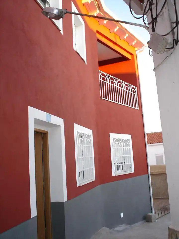 House for sale in CALLE HORNO