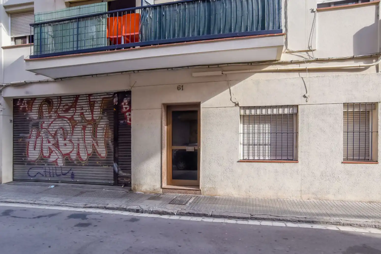 Local comercial en venda a Prat de Llobregat El - CL CATALUNYA, imagen 2