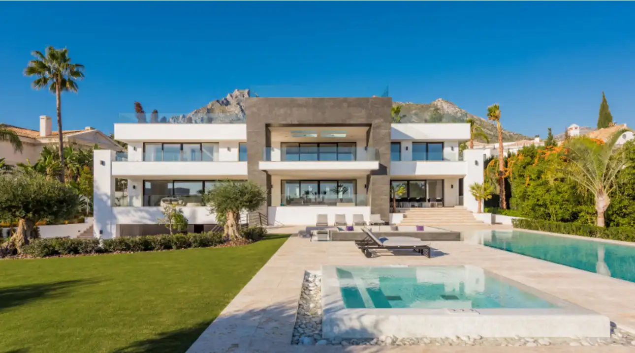 Casa amb piscina de lloguer a Milla de Oro