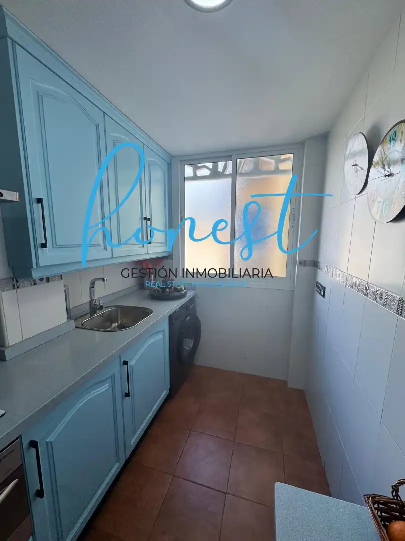 Cocina de Piso en venta en Torremolinos con Aire acondicionado, Terraza y Amueblado