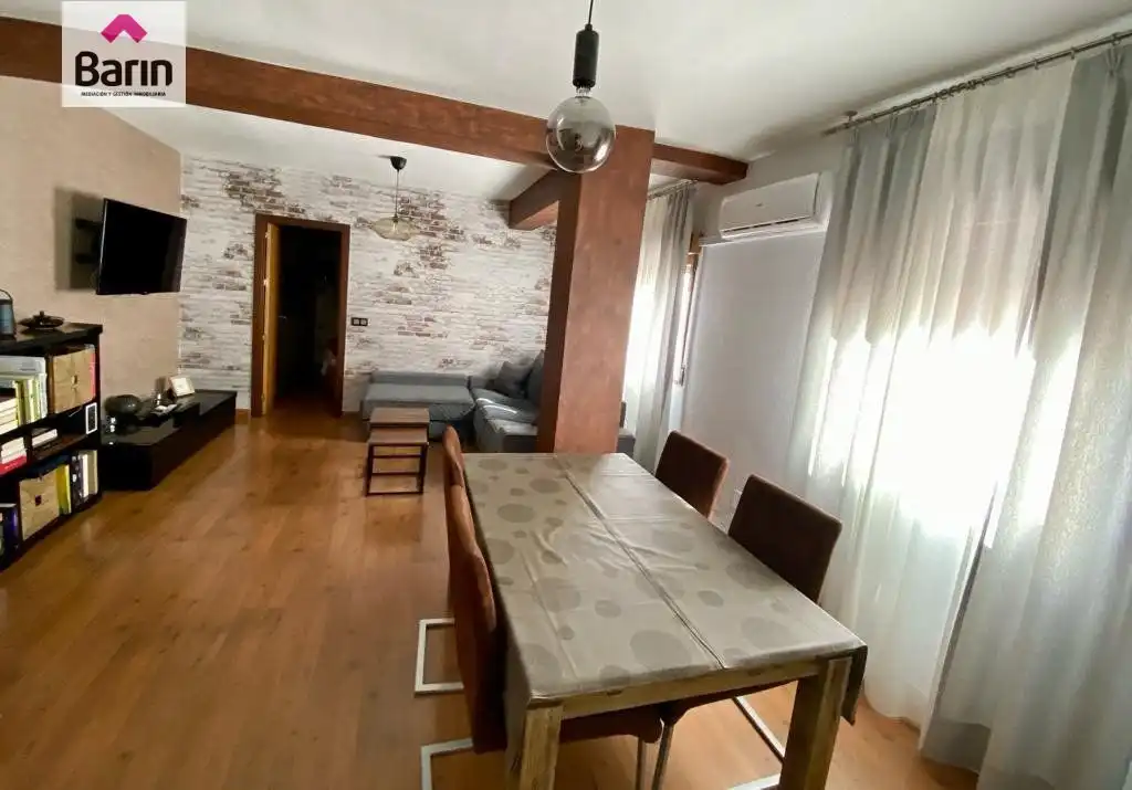 Comedor de Piso de alquiler en Córdoba con Aire acondicionado, Calefacción y Terraza
