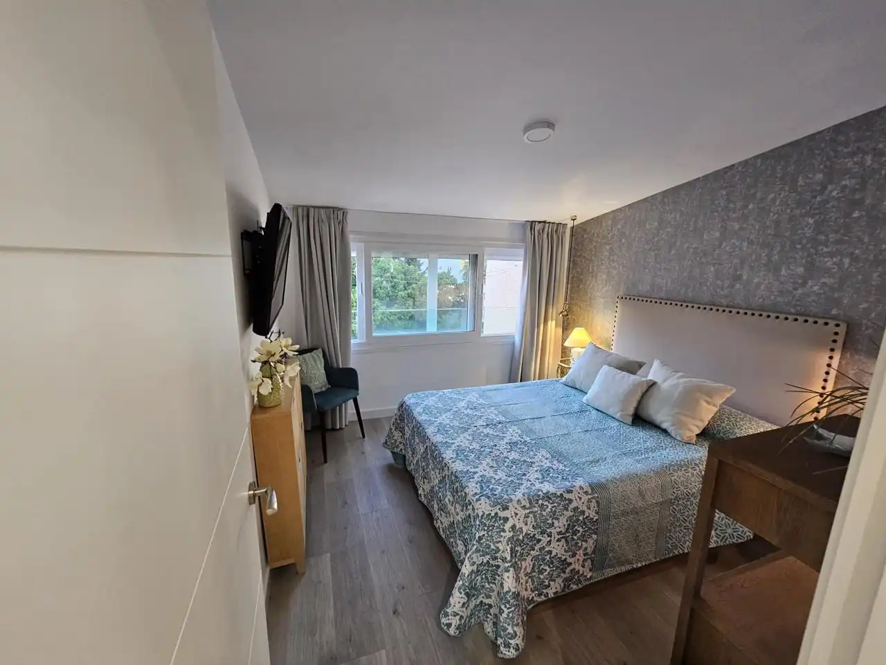 Habitación de Piso en venta en Torremolinos con Aire acondicionado y Amueblado